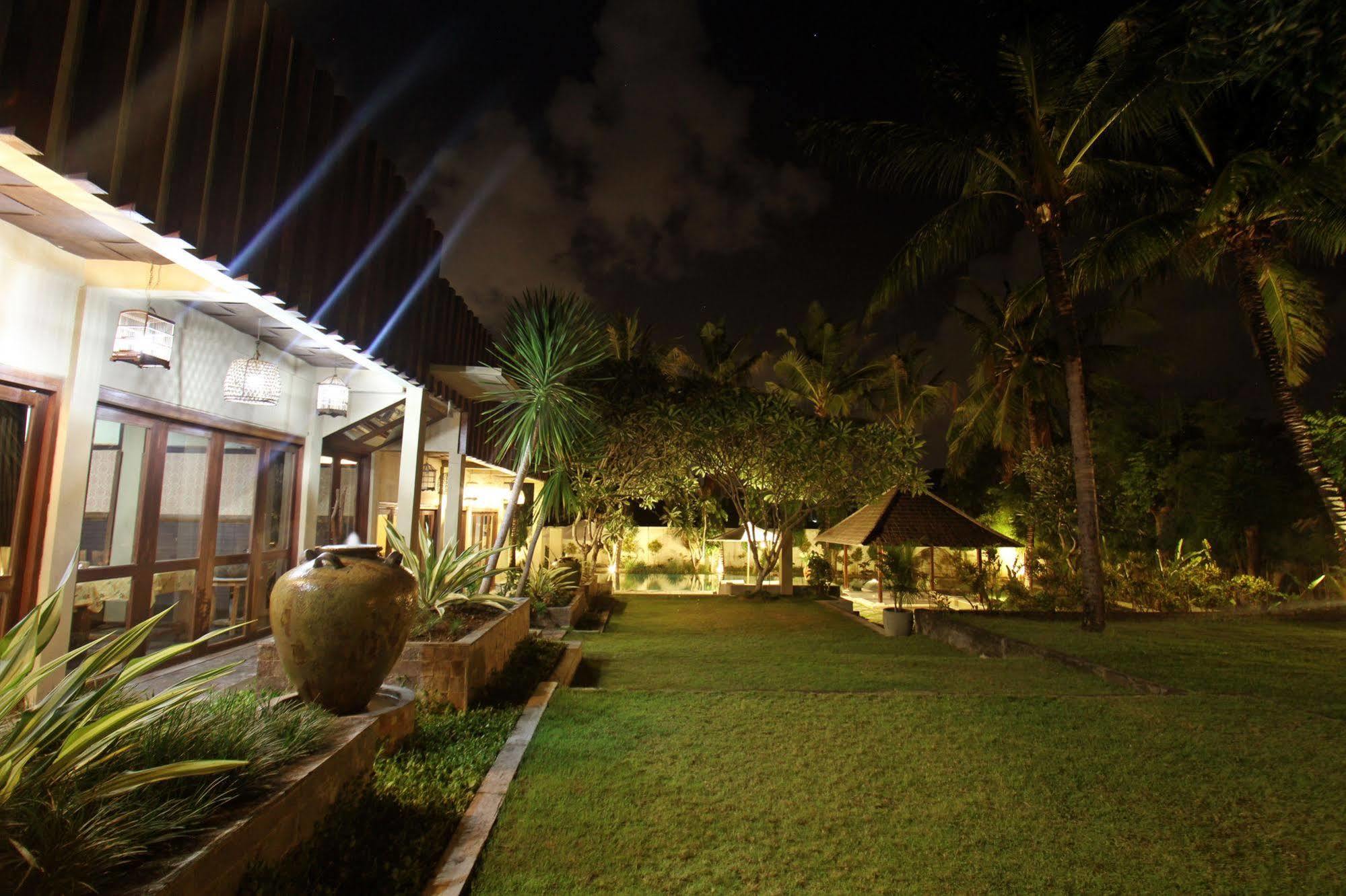 Grand Akhyati Villas & Spa Canggu Buitenkant foto