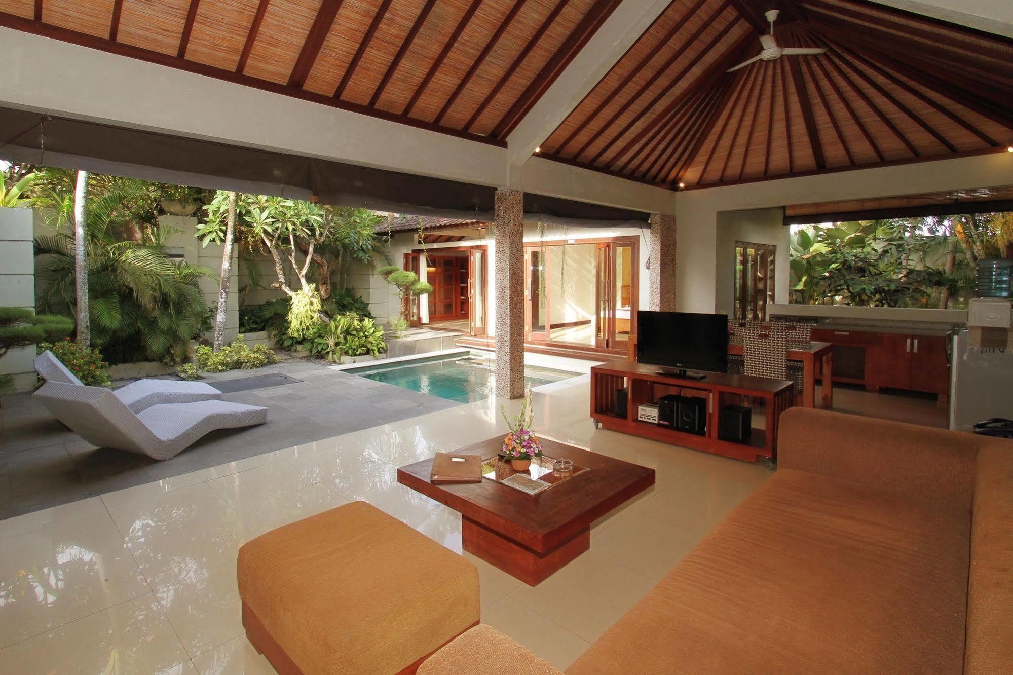 Grand Akhyati Villas & Spa Canggu Buitenkant foto