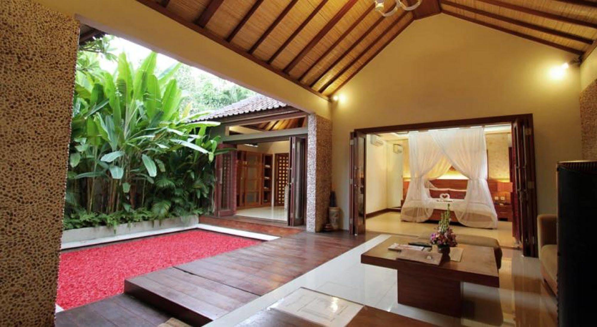 Grand Akhyati Villas & Spa Canggu Buitenkant foto